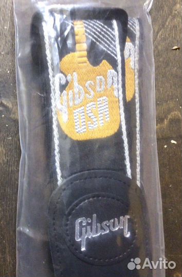 Ремень для гитары фирмы Gibson