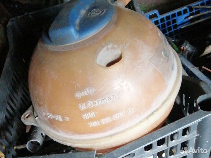 Расширительный бачок VW T4