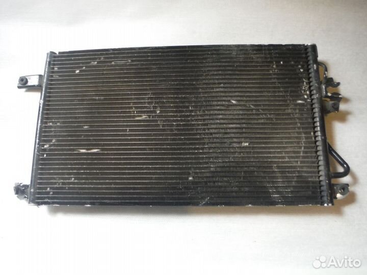 Радиатор кондиционера Mitsubishi Pajero Sport 1999