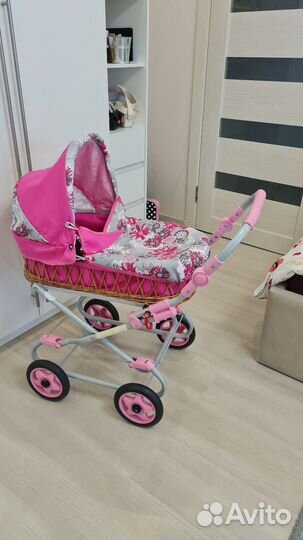 Коляска кукольная