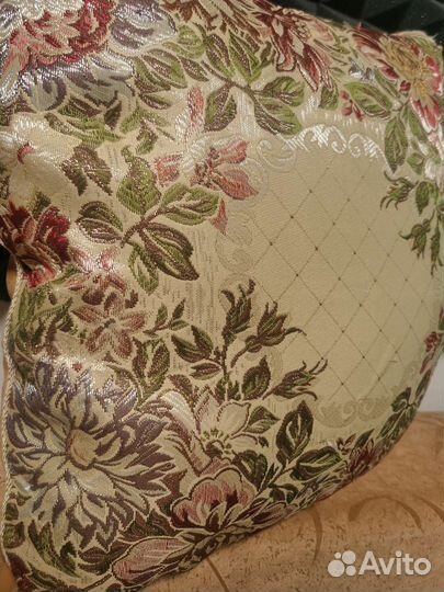 Декоративная подушка