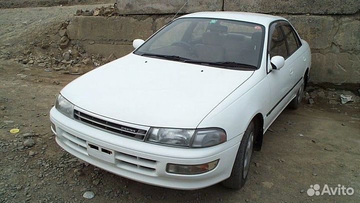 Toyota Carina запчасти