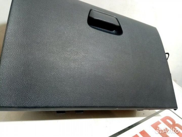 Бардачок Kia Rio 3