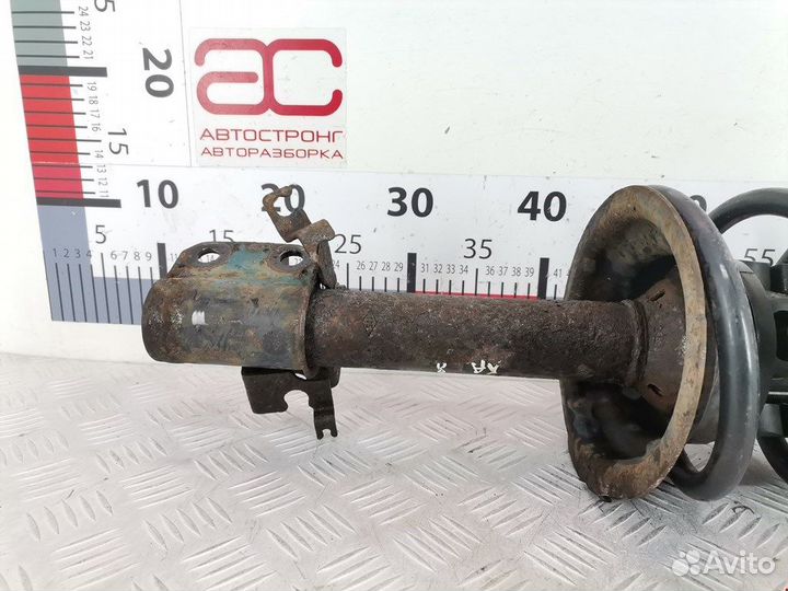 Стойка для Renault Scenic 1