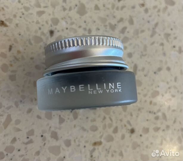 Maybellin 07 black chrome; dior тон крем