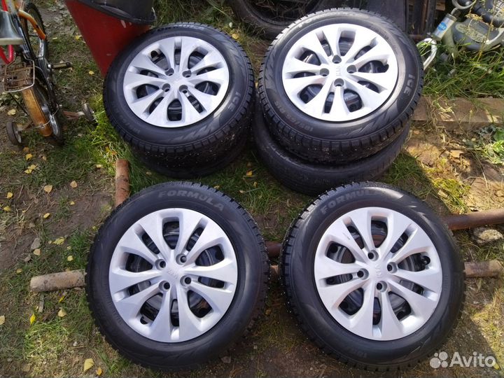 R15 Pirelli Formula Ice 185/65, PCD 4x100 DIA 16