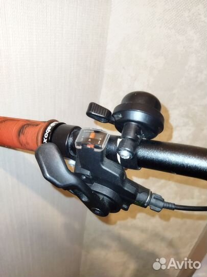 Передний переключатель shimano