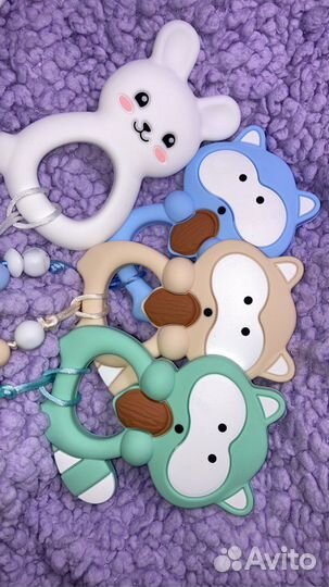 Прищепка-держатель для соски и прорезывателя