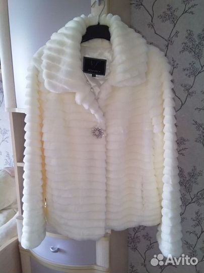 Шубка для невесты из искусственного меха