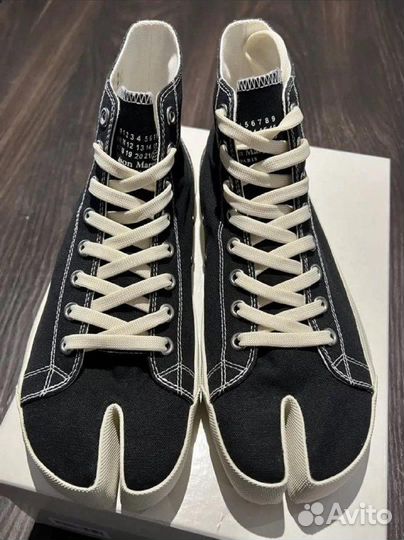Кеды Maison Margiela Tabi High Top Sneakers