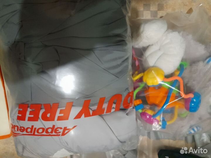 Детский коврик и одежда