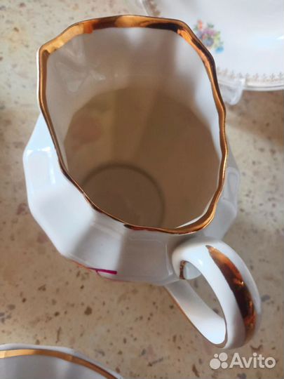 Молочник и чайные пары Розовые цветы Вербилки