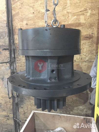 Поворотный редуктор Hyundai R180LC-9 31Q6-10141AR