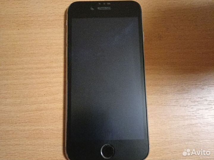 Телефон iPhone 64 gb