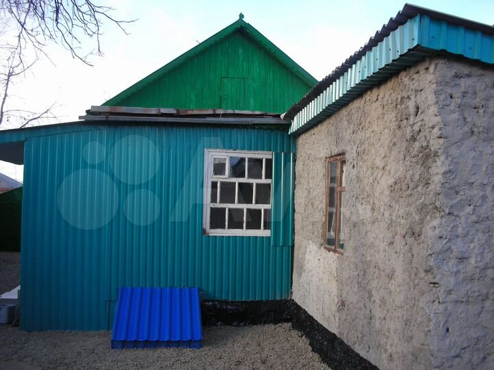 Дом 64 м² на участке 3,1 сот.