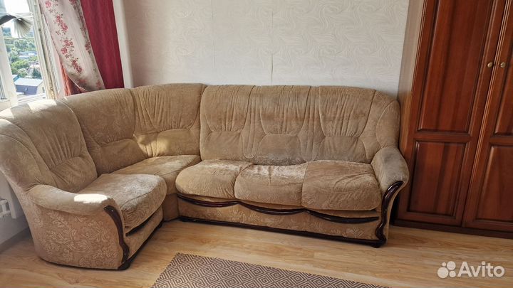 Угловой диван
