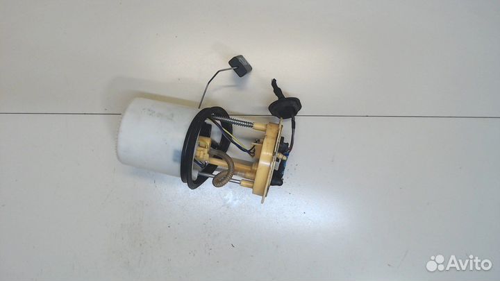 Насос топливный электрический Volkswagen Scirocco