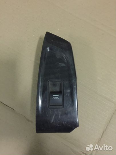 Honda Accord 8 кнопка стеклоподьемника