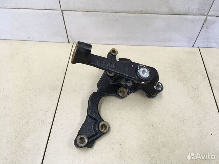 Кронштейн гидроусилителя Hi Lux 2015