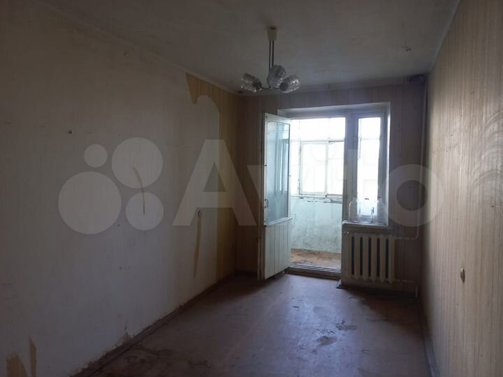 3-к. квартира, 57 м², 3/9 эт.