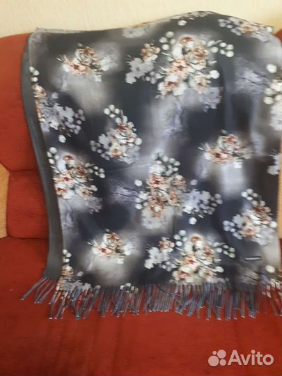 Шарфы и палантины