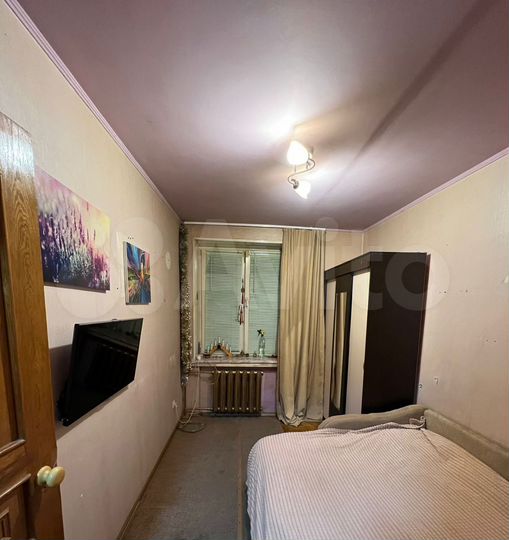 Комната 9 м² в 2-к., 2/5 эт.