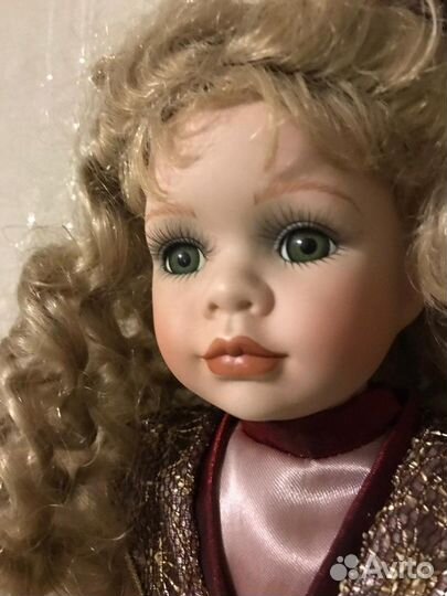 Кукла фарфоровая Remeco collection