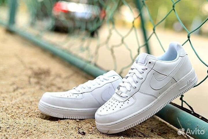 Nike Air Force 1 White белые форсы