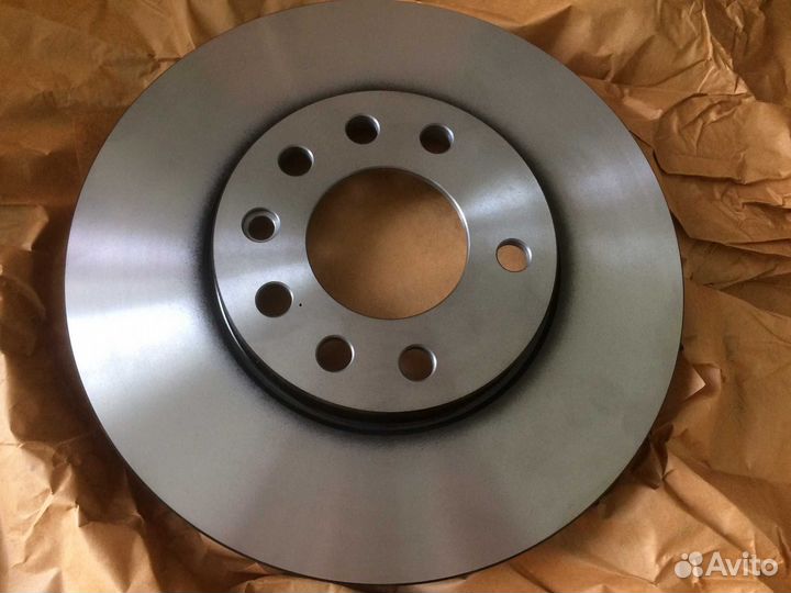 Диск тормозной передний Opel Astra H