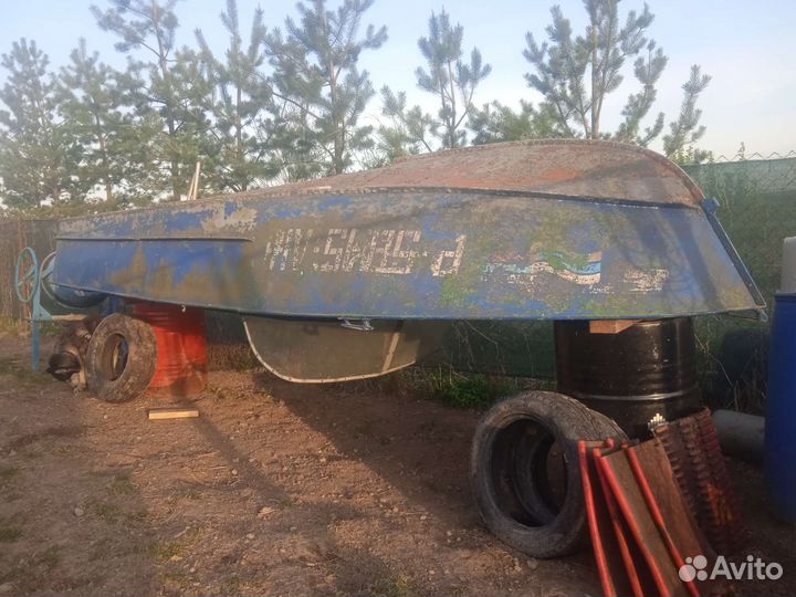 Продам мотолодку