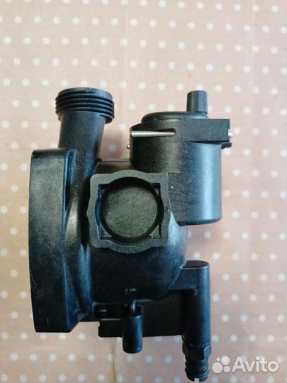 Гидрогруппа с воздухоотводчиком от насоса