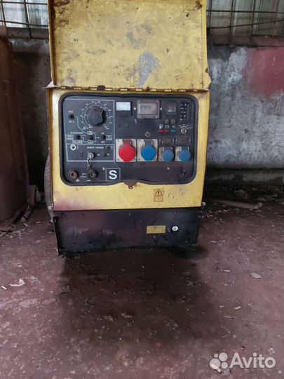 Сварочный генератор на 13 кВт Esab KHM 350 YS