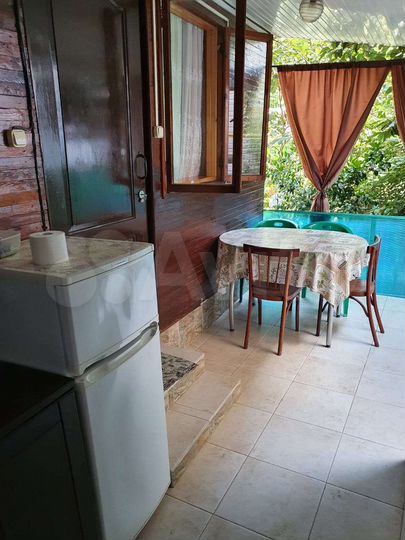 Дом 37 м² на участке 1 сот.