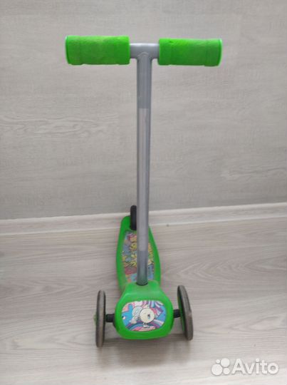 Самокат детский трехколесный