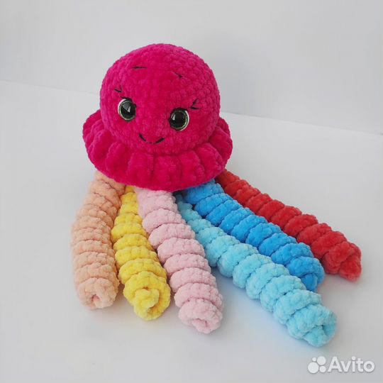 Плюшевая вязаная медуза