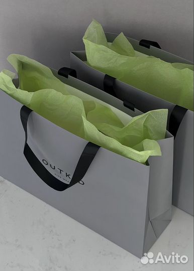 Женские вещи и обувь