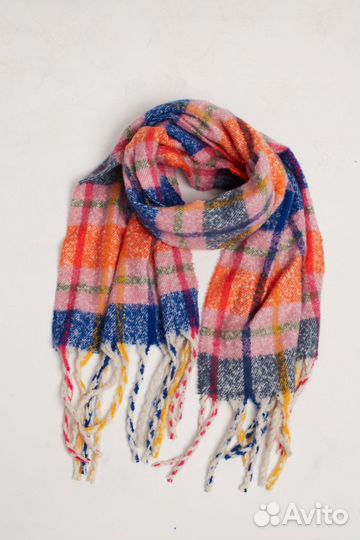 Женский теплый палантин