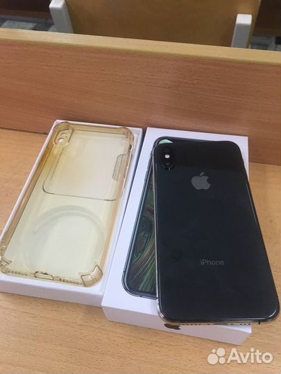 iPhone Xs, 64 ГБ