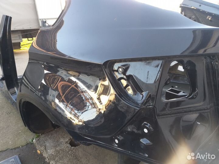 Задняя левая четверть крыло BMW X6 E71