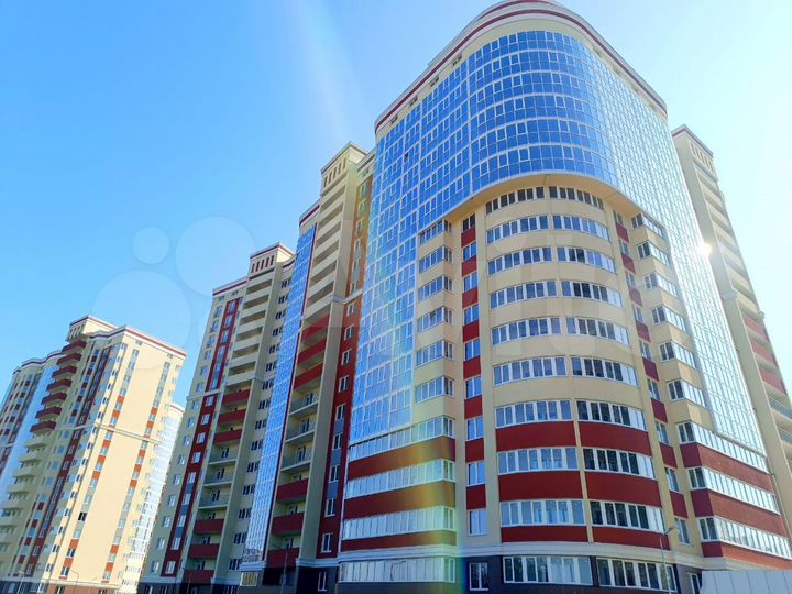 3-к. квартира, 108 м², 6/17 эт.