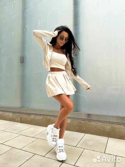 Костюм женский тройка