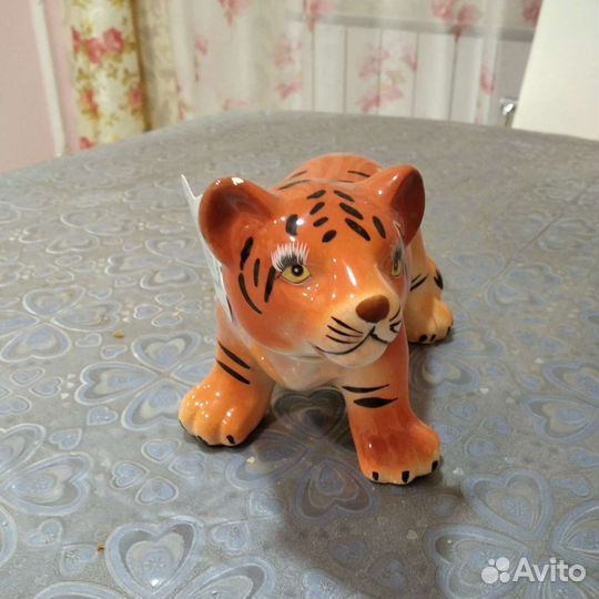 Тигр, фигурка керамическая