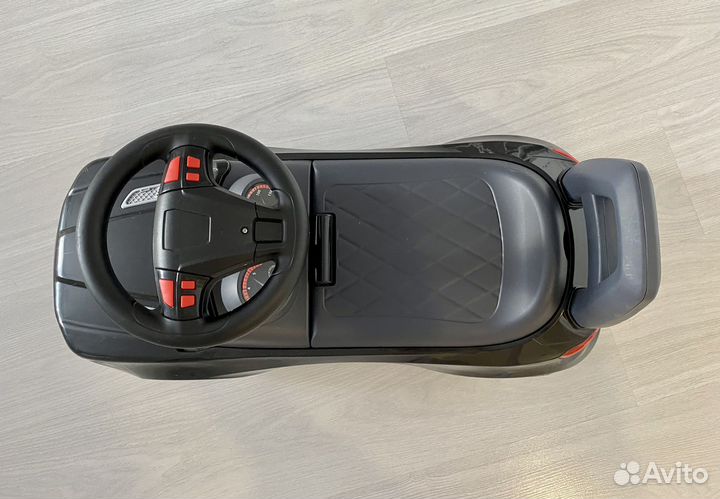 Машинка-каталка