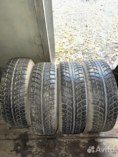 Matador MP 30 Sibir Ice 2 205/70 R15