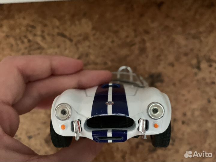 Машинка 1965 Shelby Cobra 427 S/C