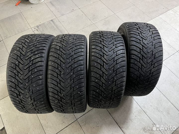 Nokian Tyres Hakkapeliitta 8 255/45 R18