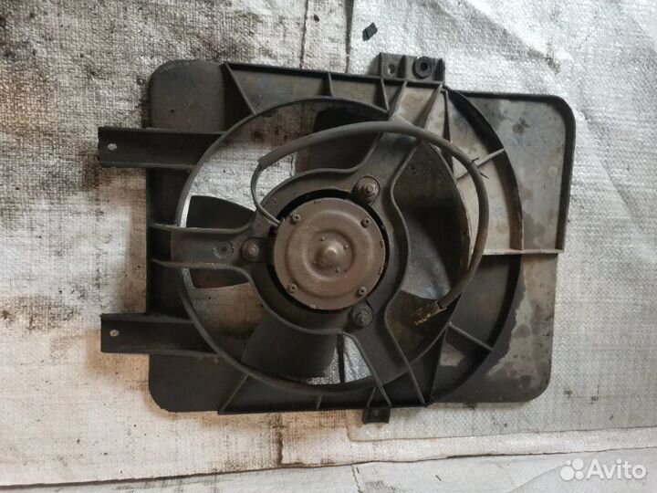 Вентилятор охлаждения радиатора Лада 2112 21120