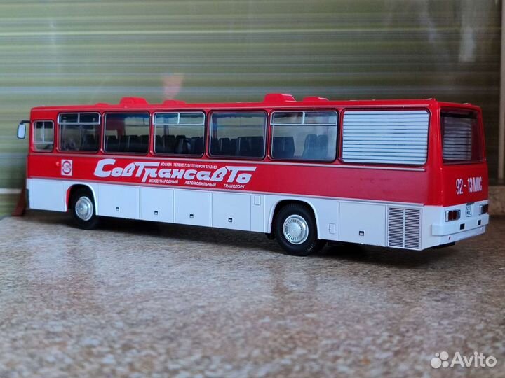 Модель Ikarus-250.59 в масштабе 1:43