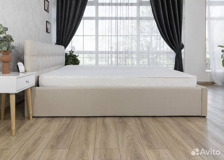 Кровать с матрасом 180х200 двуспальная