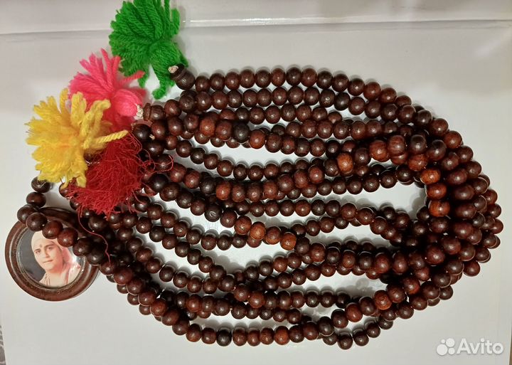 Деревянные украшения